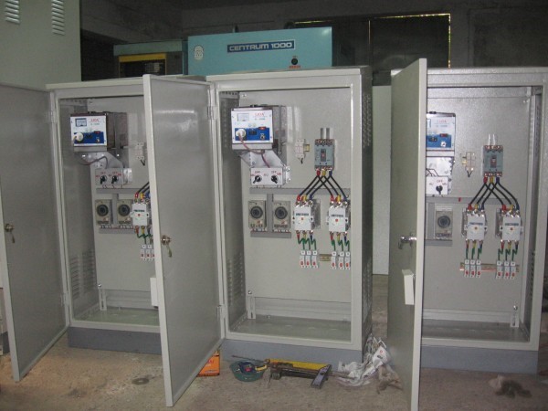 tủ điện điều khiển chiếu sáng
